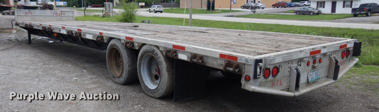 image for item KU9551 1995 Wilson CFD-900  drop deck trailer