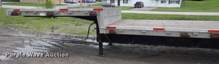 image for item KU9551 1995 Wilson CFD-900  drop deck trailer