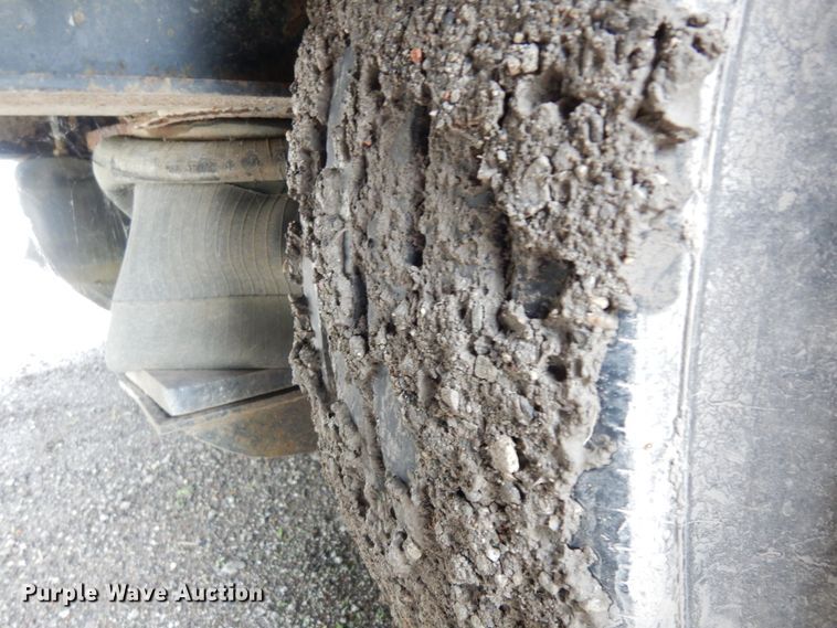 image for item KU9551 1995 Wilson CFD-900  drop deck trailer