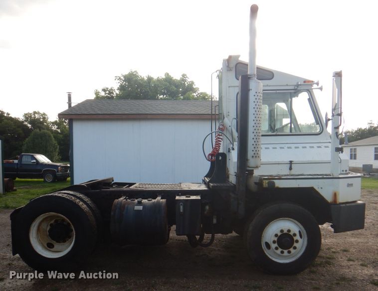 image for item KW9961 1999 Ottawa Commando 30  yard truck