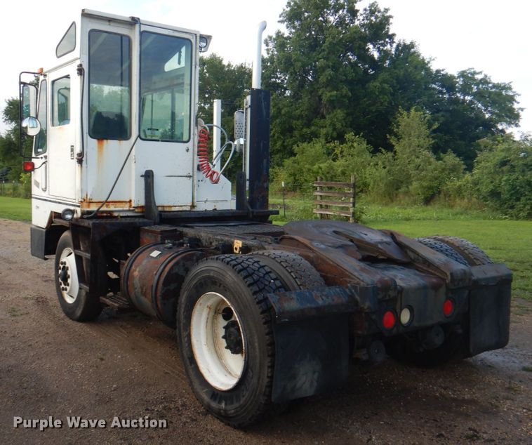 image for item KW9961 1999 Ottawa Commando 30  yard truck