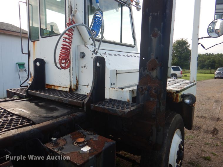 image for item KW9961 1999 Ottawa Commando 30  yard truck