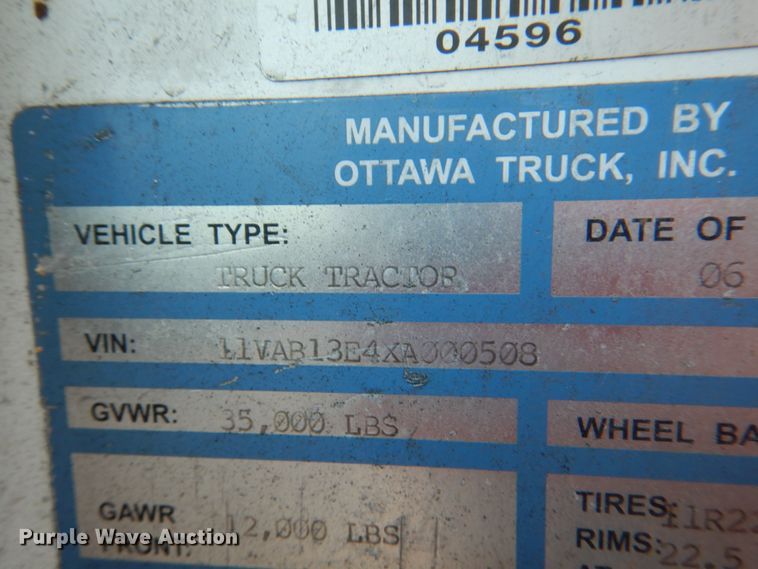 image for item KW9961 1999 Ottawa Commando 30  yard truck