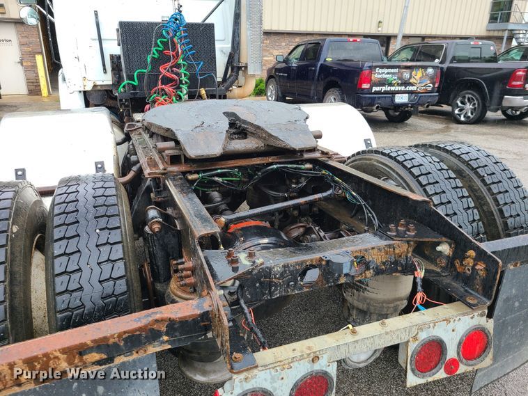 image for item L1360 2001 Sterling AT9500  semi truck