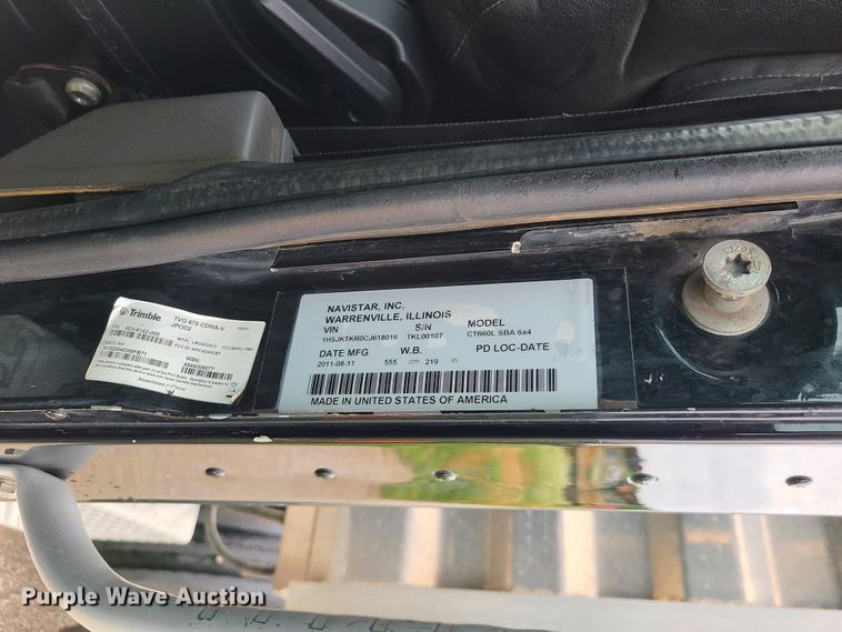 image for item L1374 2012 Caterpillar CT660L  semi truck