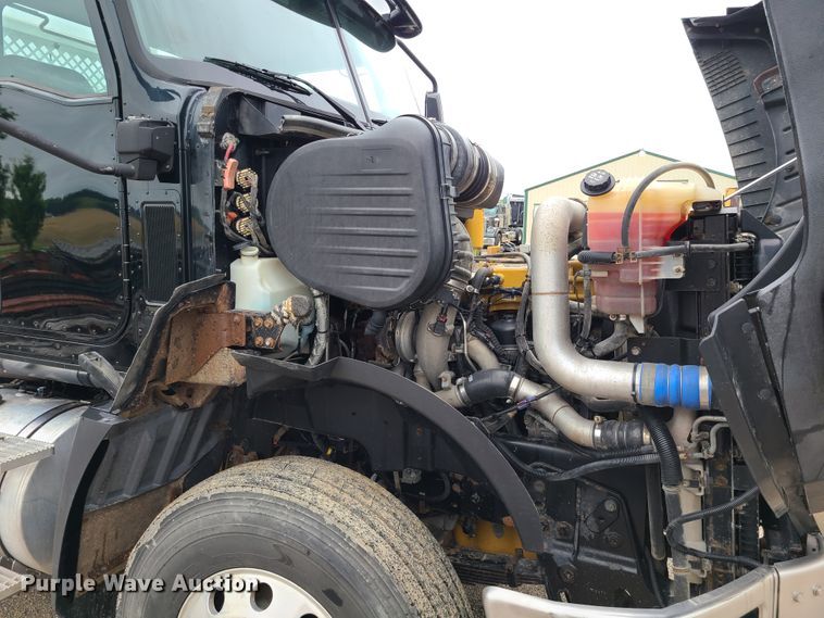 image for item L1374 2012 Caterpillar CT660L  semi truck