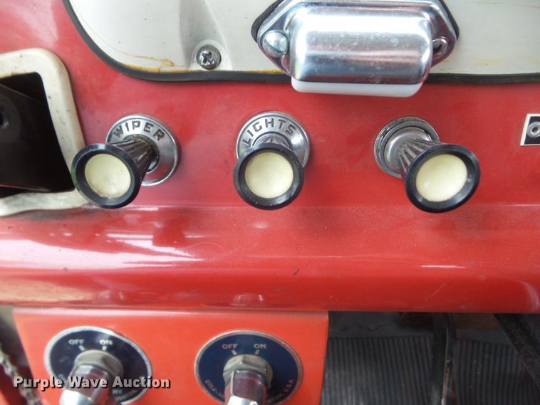 image for item DA7113 1972 Ford C707  pumper fire truck