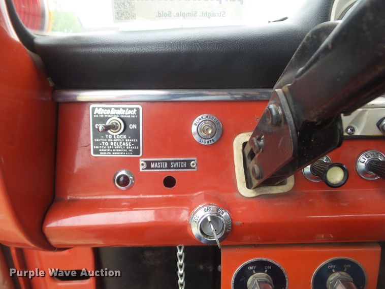 image for item DA7113 1972 Ford C707  pumper fire truck