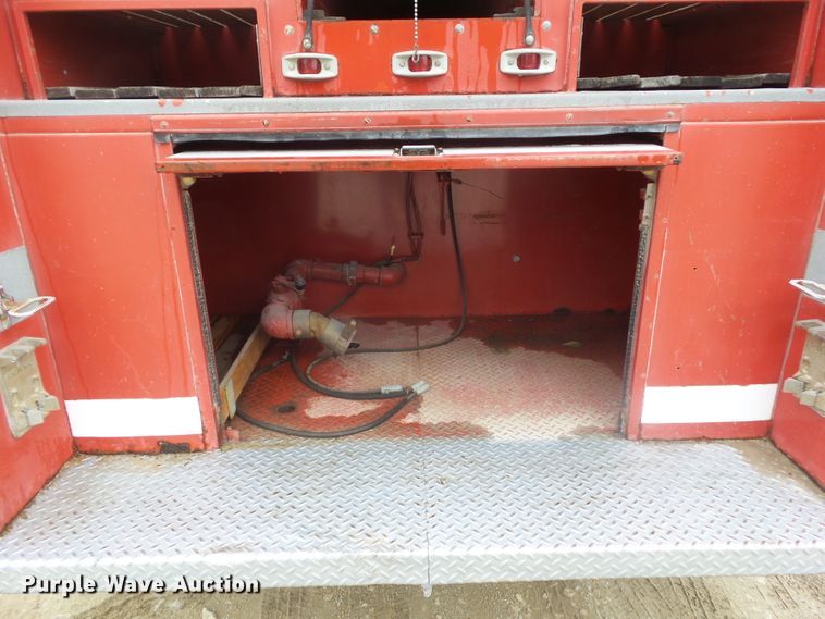 image for item DA7113 1972 Ford C707  pumper fire truck