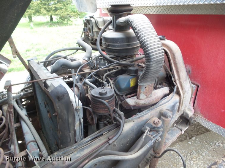 image for item DA7113 1972 Ford C707  pumper fire truck