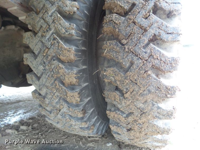 image for item DA7113 1972 Ford C707  pumper fire truck