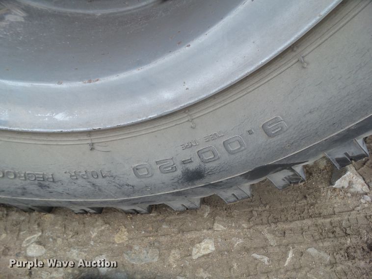 image for item DA7113 1972 Ford C707  pumper fire truck