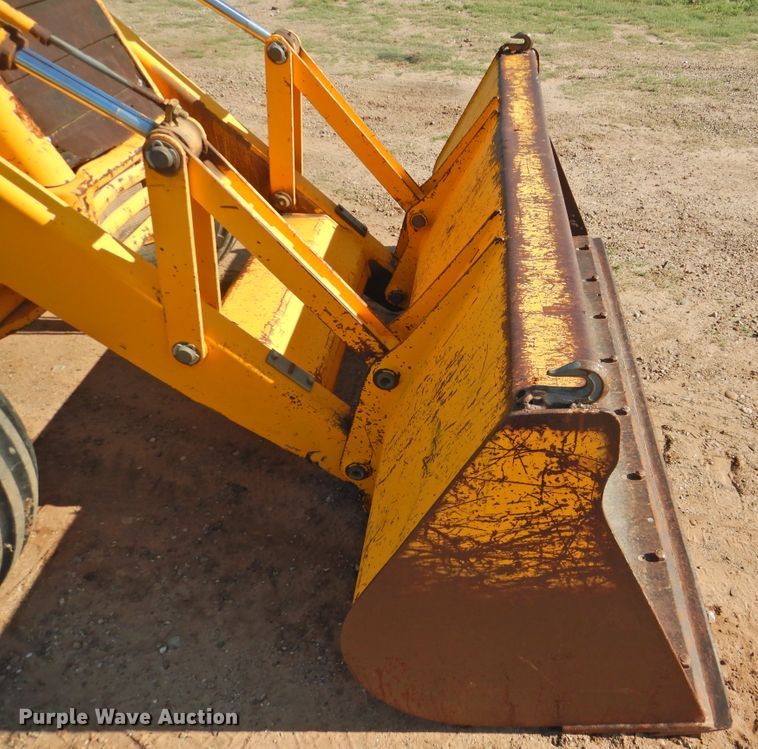 image for item DK2270 1993 JCB 214  backhoe