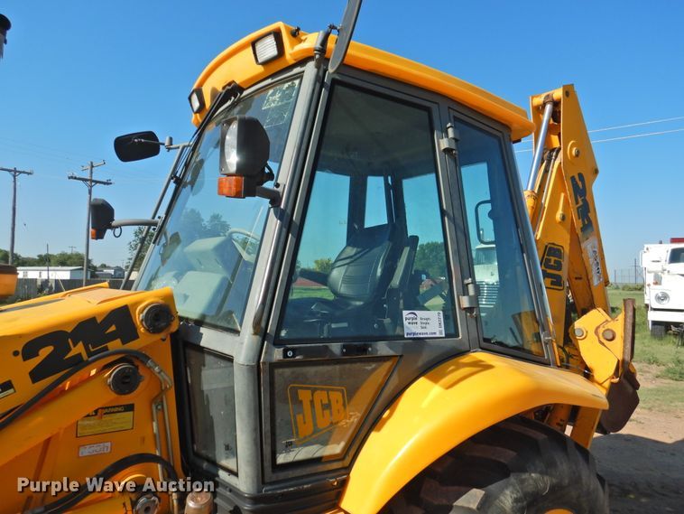 image for item DK2270 1993 JCB 214  backhoe