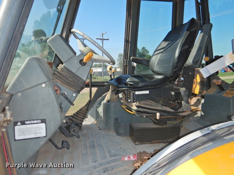 image for item DK2270 1993 JCB 214  backhoe