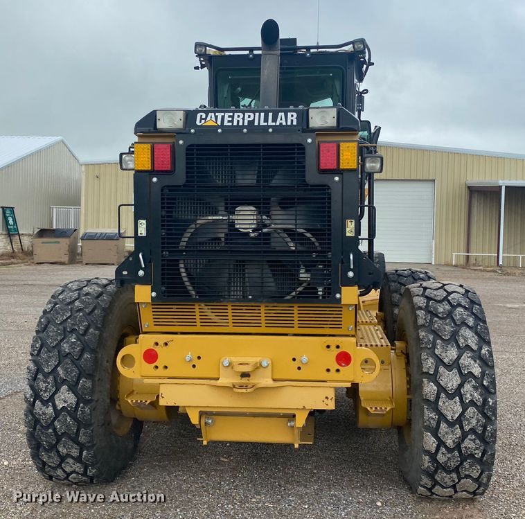 image for item DK7994 2010 Caterpillar 140M  motor grader