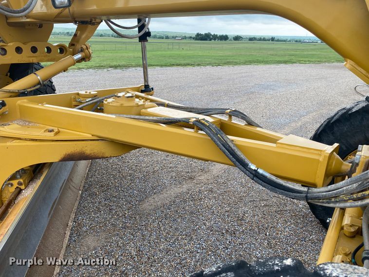 image for item DK7994 2010 Caterpillar 140M  motor grader