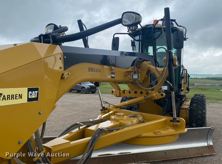 image for item DK7994 2010 Caterpillar 140M  motor grader