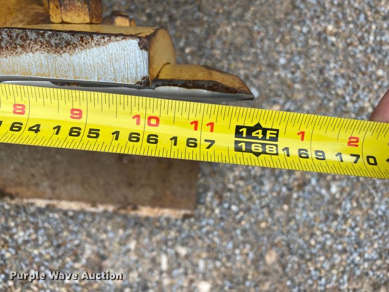 image for item DK7994 2010 Caterpillar 140M  motor grader