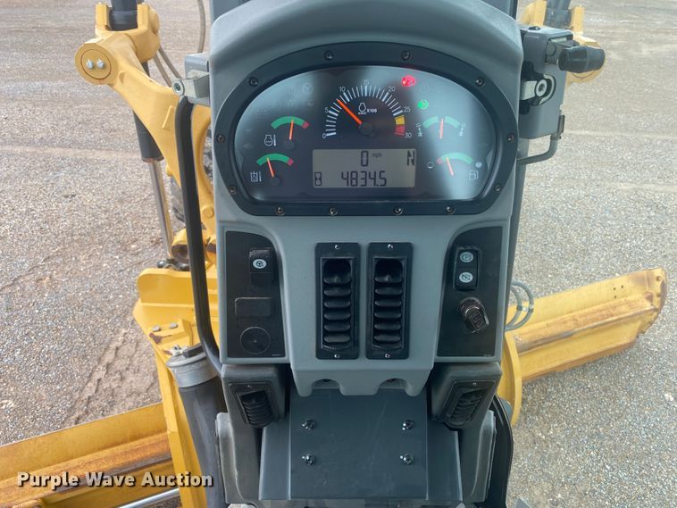 image for item DK7994 2010 Caterpillar 140M  motor grader