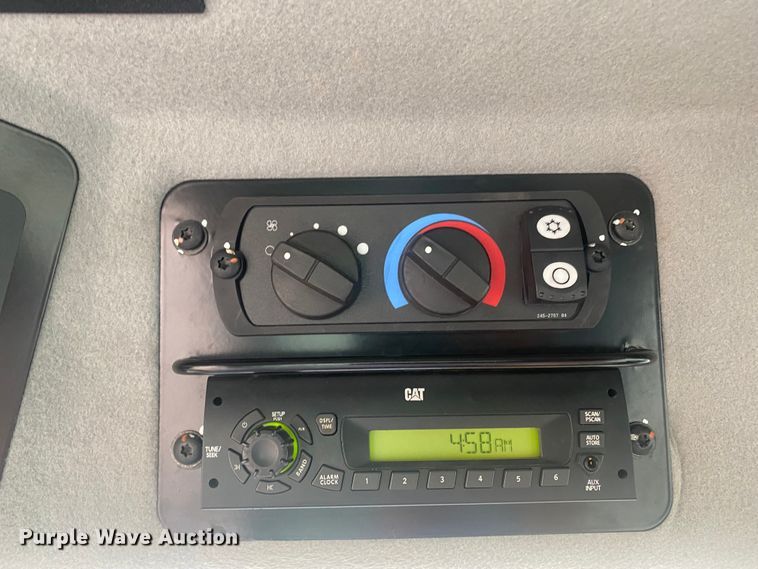 image for item DK7994 2010 Caterpillar 140M  motor grader