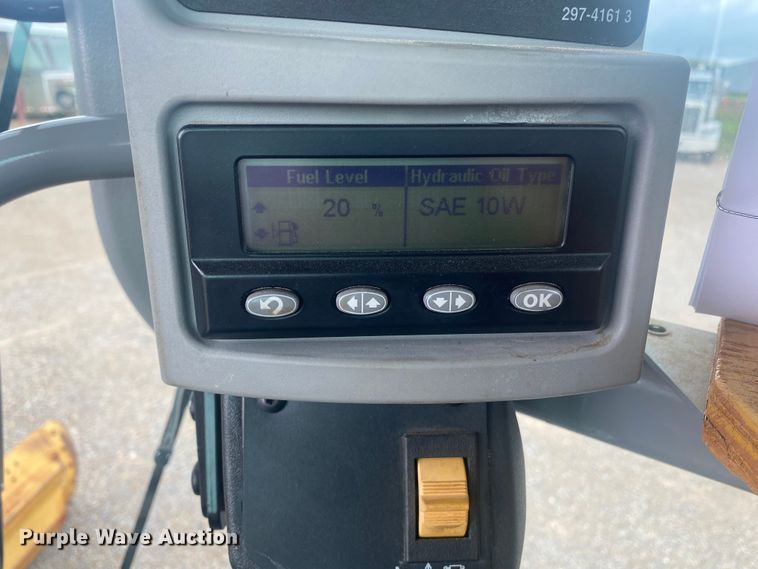 image for item DK7994 2010 Caterpillar 140M  motor grader