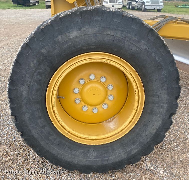 image for item DK7994 2010 Caterpillar 140M  motor grader