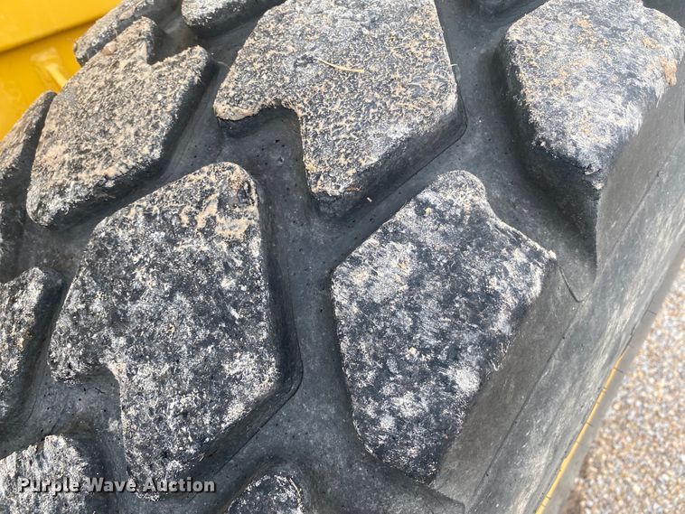 image for item DK7994 2010 Caterpillar 140M  motor grader