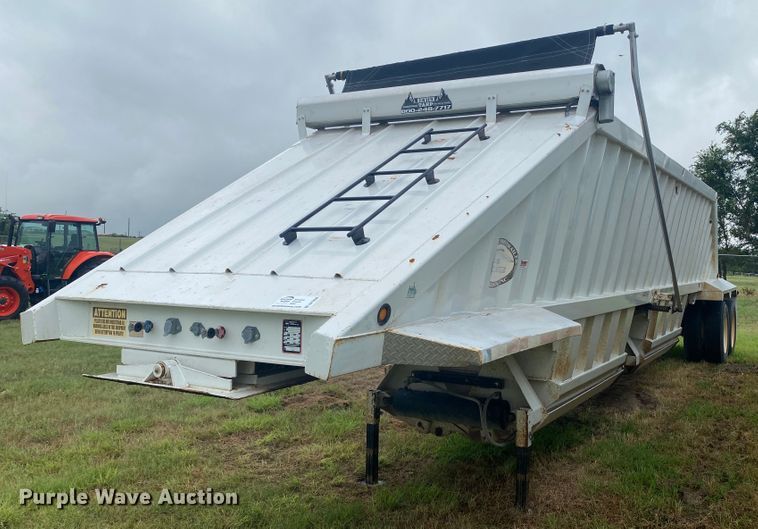 image for item DK7996 2008 Construction Trailer Specialists BDT-40DH  bottom dump trailer