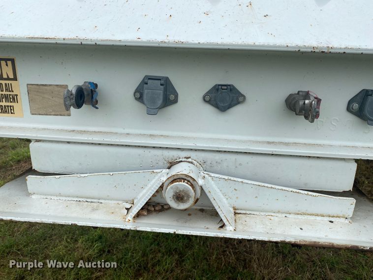 image for item DK7996 2008 Construction Trailer Specialists BDT-40DH  bottom dump trailer