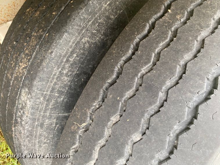 image for item DK7996 2008 Construction Trailer Specialists BDT-40DH  bottom dump trailer