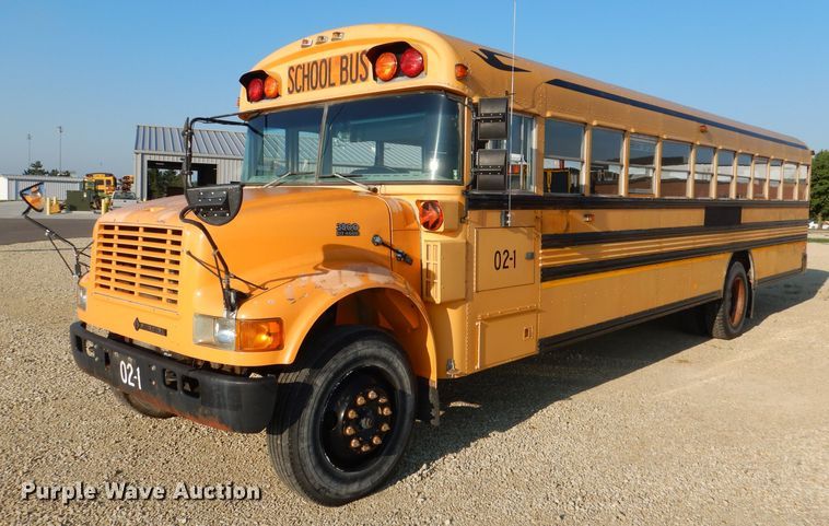 image for item DL3329 2002 International 3800  school bus