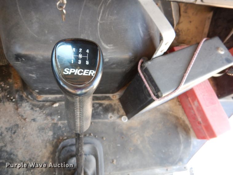 image for item DL3329 2002 International 3800  school bus