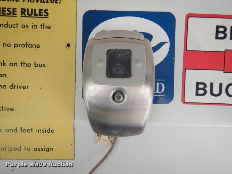 image for item DL3329 2002 International 3800  school bus