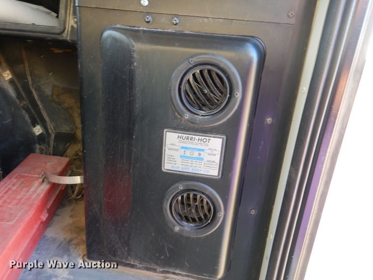 image for item DL3329 2002 International 3800  school bus