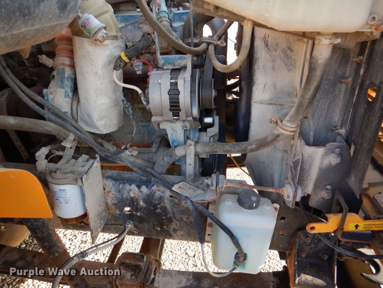 image for item DL3329 2002 International 3800  school bus