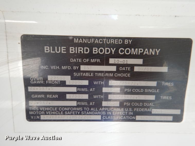 image for item DL3329 2002 International 3800  school bus