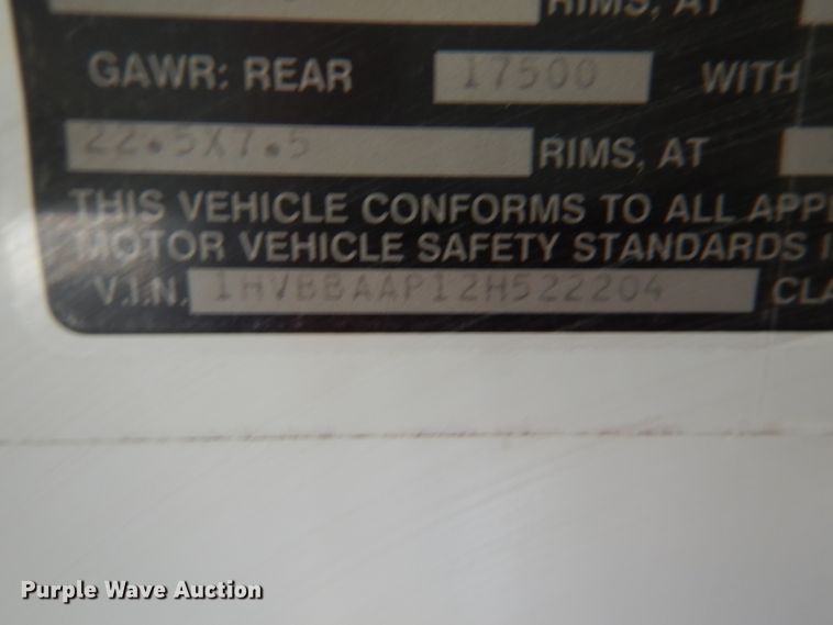 image for item DL3329 2002 International 3800  school bus