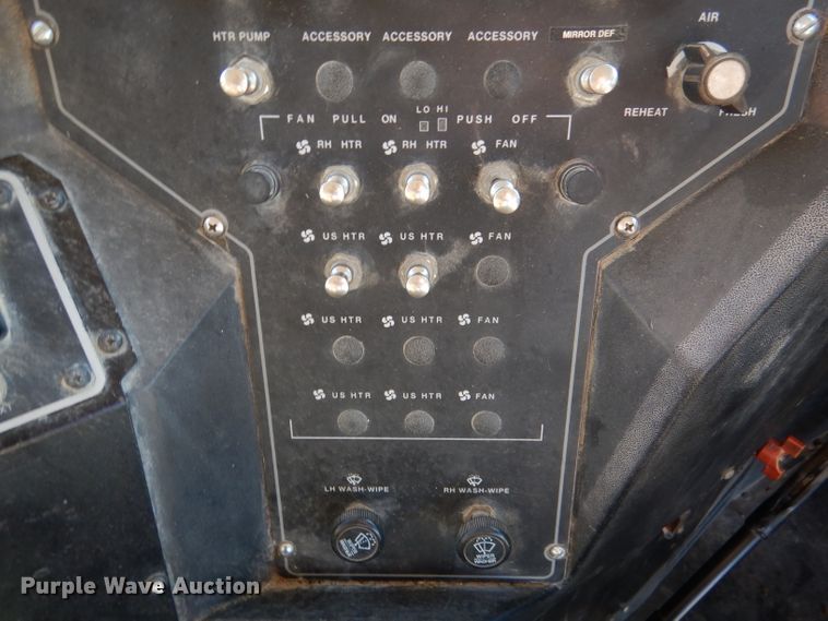 image for item DL3330 1998 Freightliner FS65  school bus