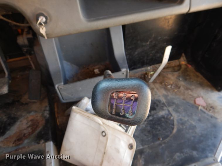 image for item DL3330 1998 Freightliner FS65  school bus