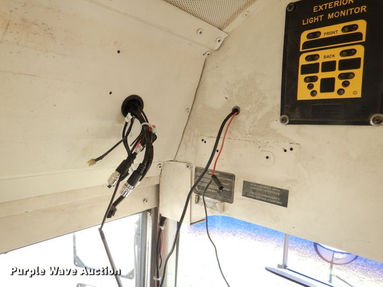 image for item DL3330 1998 Freightliner FS65  school bus