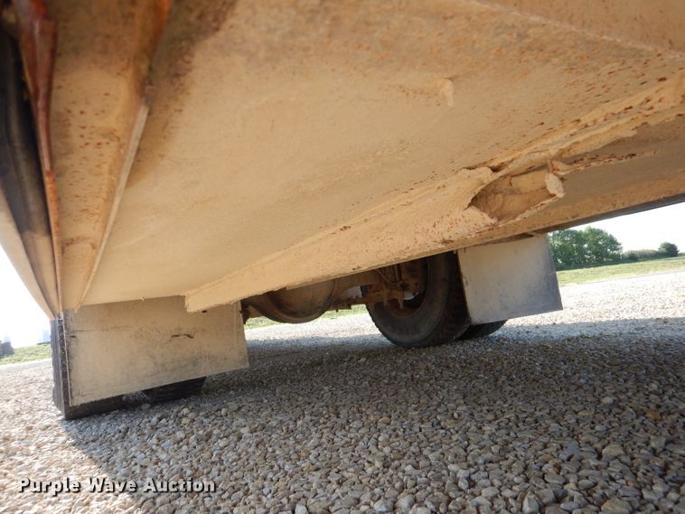 image for item DL3330 1998 Freightliner FS65  school bus