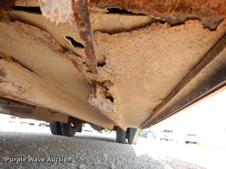 image for item DL3330 1998 Freightliner FS65  school bus