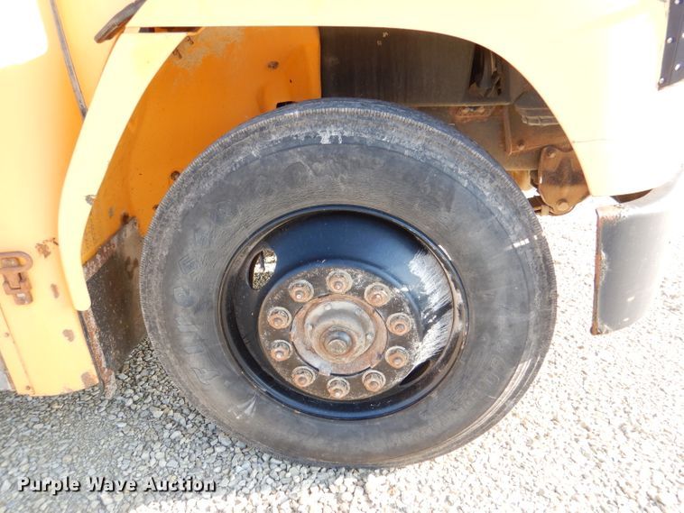 image for item DL3330 1998 Freightliner FS65  school bus