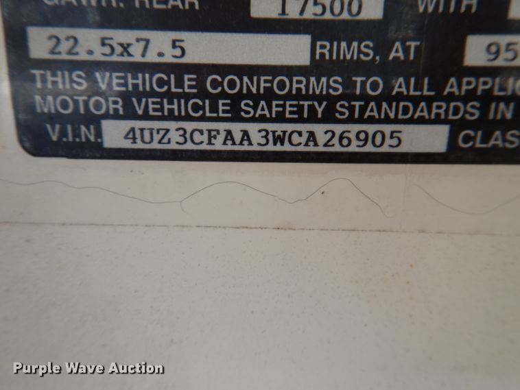 image for item DL3330 1998 Freightliner FS65  school bus