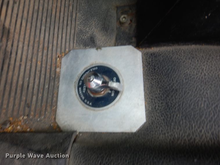 image for item DL3407 1995 Freightliner FL70  rescue vehicle