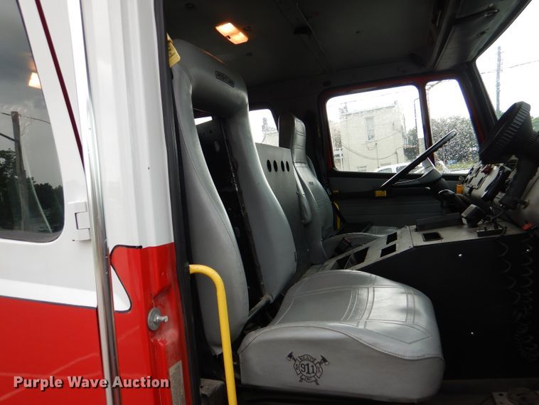 image for item DL3407 1995 Freightliner FL70  rescue vehicle