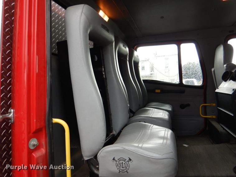 image for item DL3407 1995 Freightliner FL70  rescue vehicle