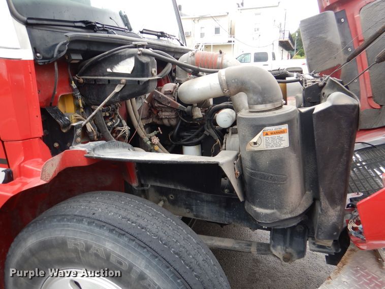 image for item DL3407 1995 Freightliner FL70  rescue vehicle