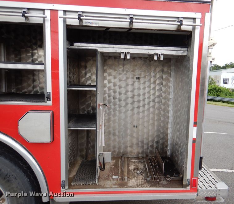 image for item DL3407 1995 Freightliner FL70  rescue vehicle